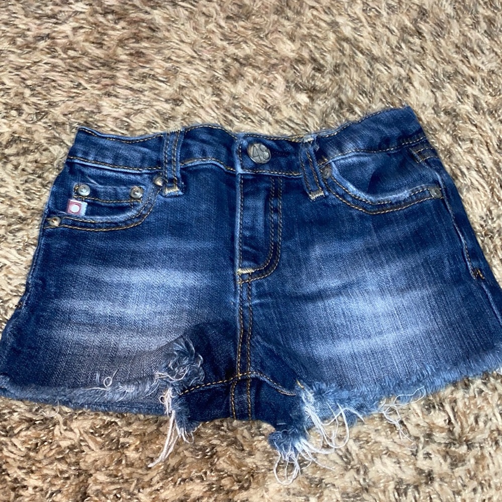 AG toddler shorts. VGUC